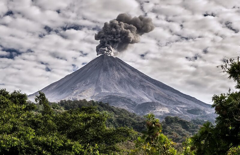 Volcan-en-el-estado-de-colima